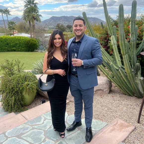 Meet your Posher, Cecilia - Picture 1 of 1